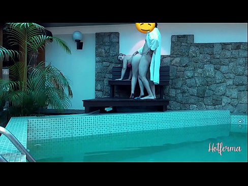 ❤️ Oga pe iranṣẹbinrin si awọn pool, sugbon ko le koju kan gbona ❤ wa %yo.purchasexz.top