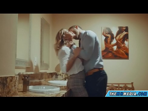 ❤️ Nigbati bilondi ti oyan ba tan ọ ni yara isinmi ti gbogbo eniyan ❤ wa %yo.purchasexz.top